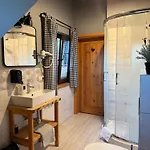 Couette-café Wypoczynek Pod Lipami 3*
