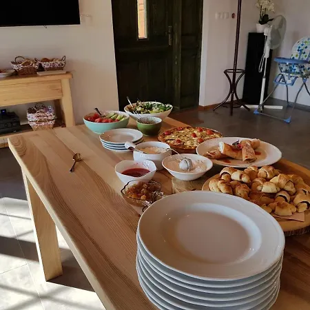 Bed & Breakfast Wypoczynek Pod Lipami Ruciane-Nida