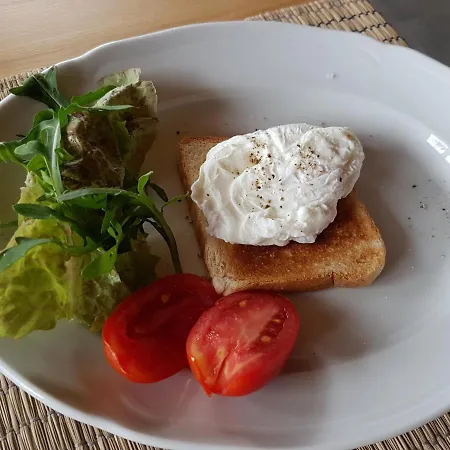 Wypoczynek Pod Lipami Frühstückspension