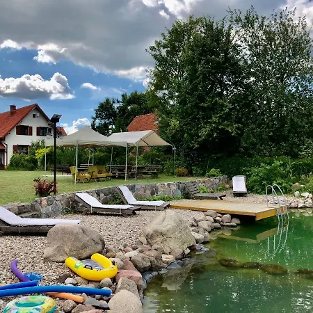 Frühstückspension Wypoczynek Pod Lipami 3*