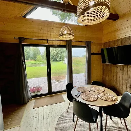 Wypoczynek Pod Lipami Frühstückspension