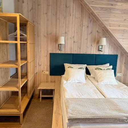 Wypoczynek Pod Lipami B&B 3*